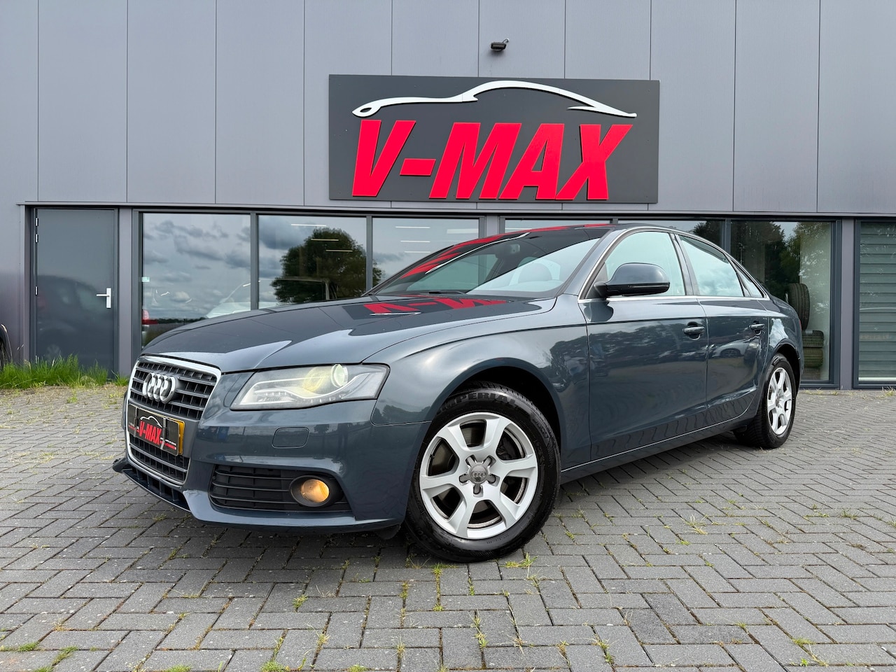 Audi A4 Limousine - 2.0 TFSI ProLine Xenon LED Navi Cruise PDC - AutoWereld.nl