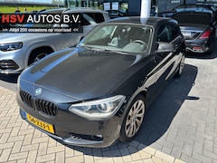 BMW 1-serie - 116i Upgrade Edition navi LEER org NL
