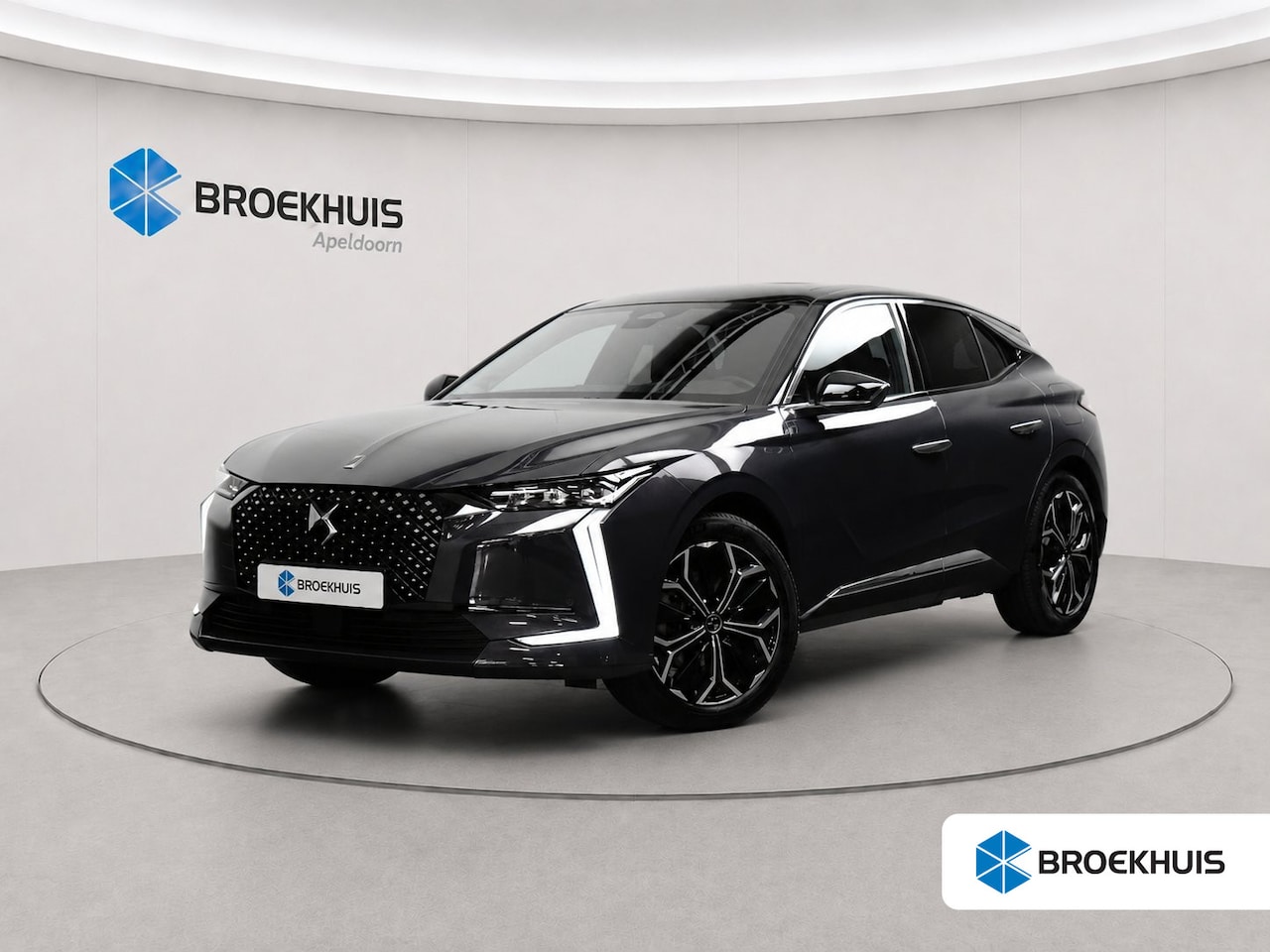 DS 4 - E-Tense Rivoli | Achterbank in delen neerklapbaar | Achteruitrijcamera | Apple Carplay/And - AutoWereld.nl
