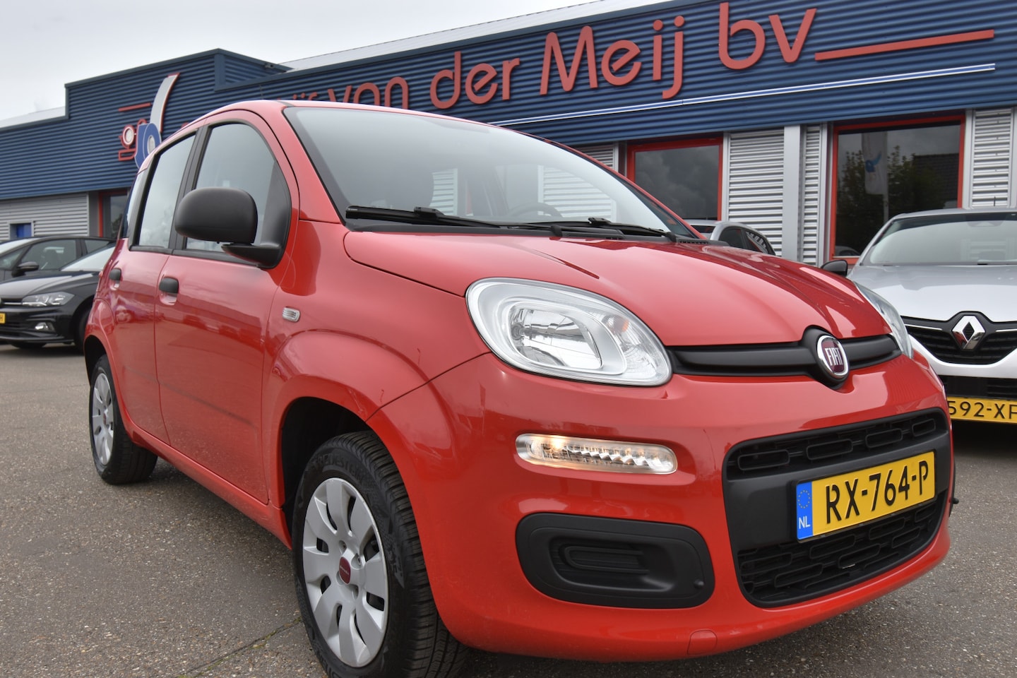 Fiat Panda - 0.9 TwinAir Popstar 0.9 TwinAir Popstar , TREKHAAK , EL VOOR , AIRCO , RCD SPELER - AutoWereld.nl