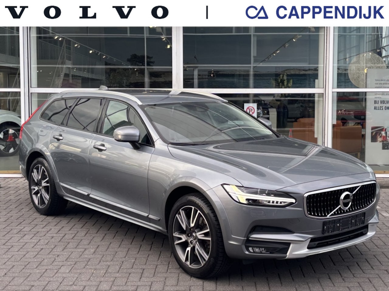 Volvo V90 Cross Country - T5 254PK AWD Pro| Trekhaak| Adap.Cruise Standkachel| Camera| Led - AutoWereld.nl