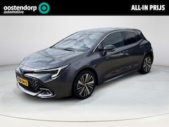 Toyota Corolla - Hybrid 140 Dynamic *PARKEERSENSOREN/ NAVIGATIE/ STOELVERWARMING
