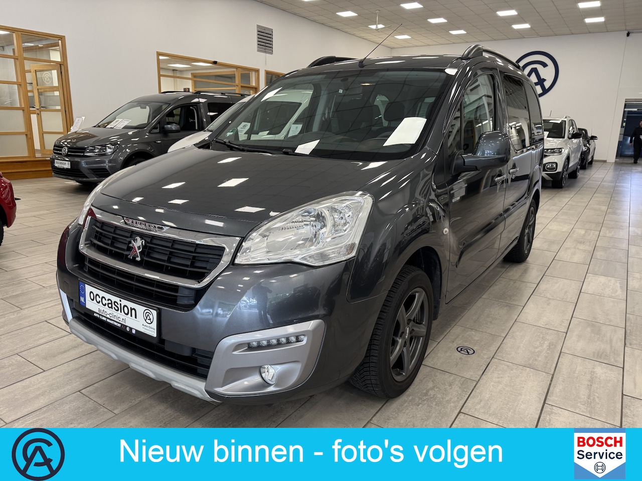 Peugeot Partner Tepee - 1.2 PureTech Active 1.2 PureTech Active - AutoWereld.nl
