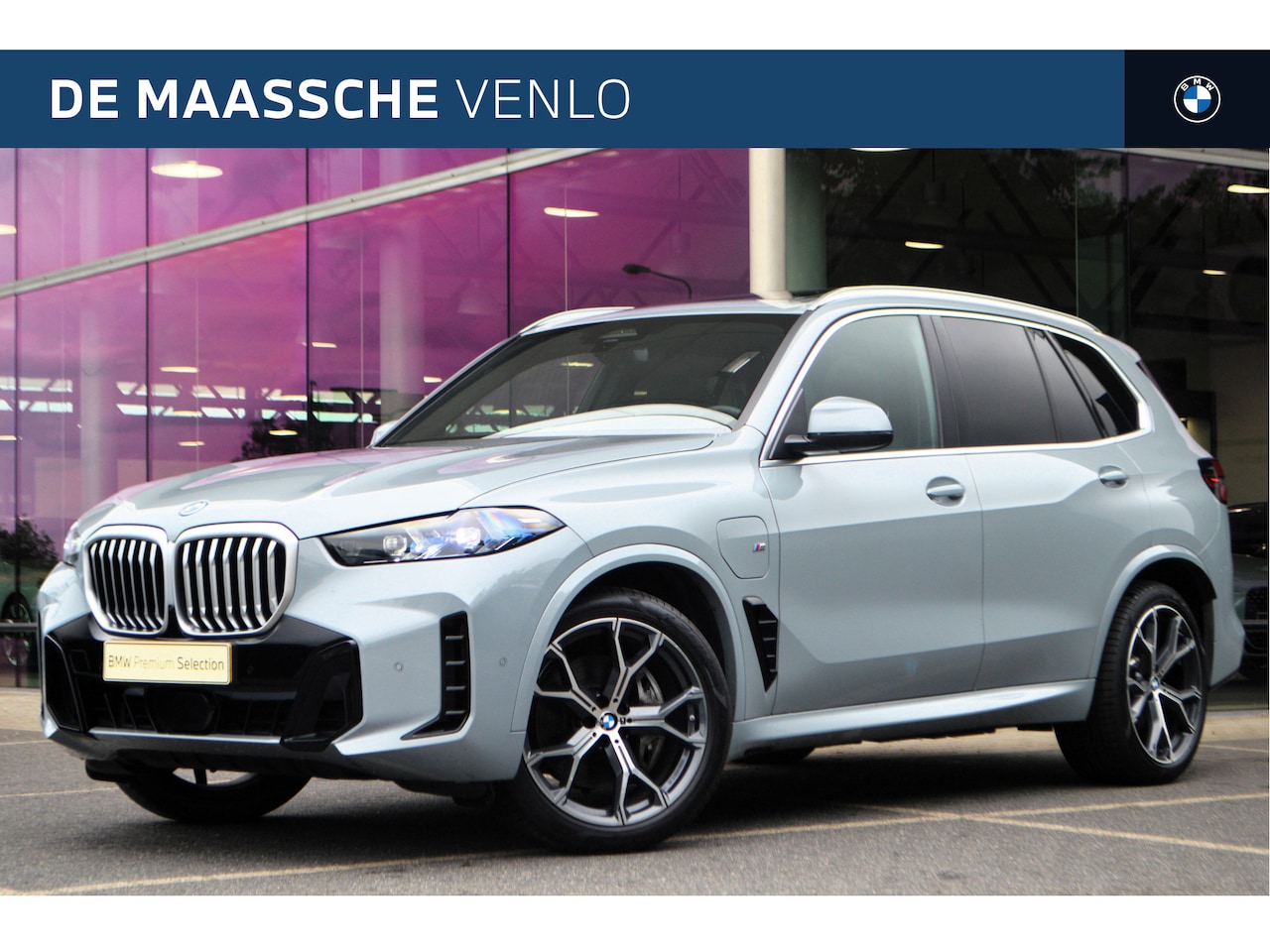 BMW X5 - xDrive50e M Sport Automaat / Trekhaak / Panoramadak Sky Lounge / Comfortstoelen / Comfort - AutoWereld.nl