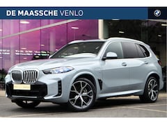 BMW X5 - xDrive50e M Sport Automaat / Trekhaak / Panoramadak Sky Lounge / Comfortstoelen / Comfort