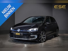Volkswagen Golf - 1.4 TSI GTE | Panorama | Leder | Navigatie