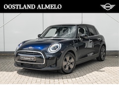 MINI Cooper - Hatchback Classic Automaat / Sportstoelen / Cruise Control / Multifunctioneel stuurwiel /
