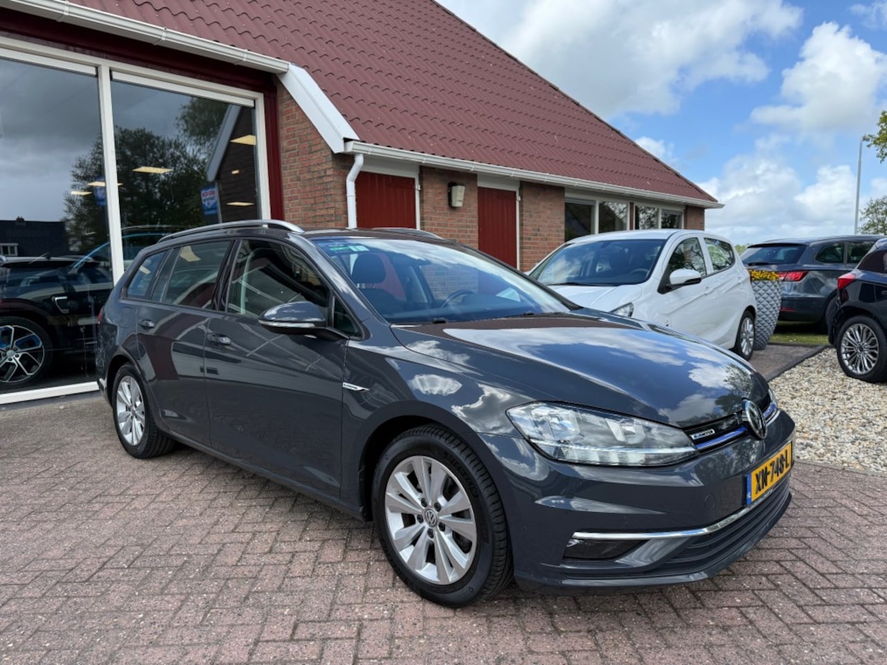 Volkswagen Golf - 1.5 TSI COMFORTLINE BUSINESS Orig. NL/Trekhaak/Navigatie/ACC/PDC - AutoWereld.nl