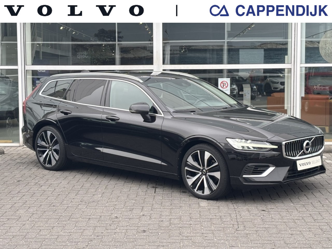 Volvo V60 - T6 398PK Recharge Bright| Panodak| Adap.Cruise| Trekhaak| Camera - AutoWereld.nl