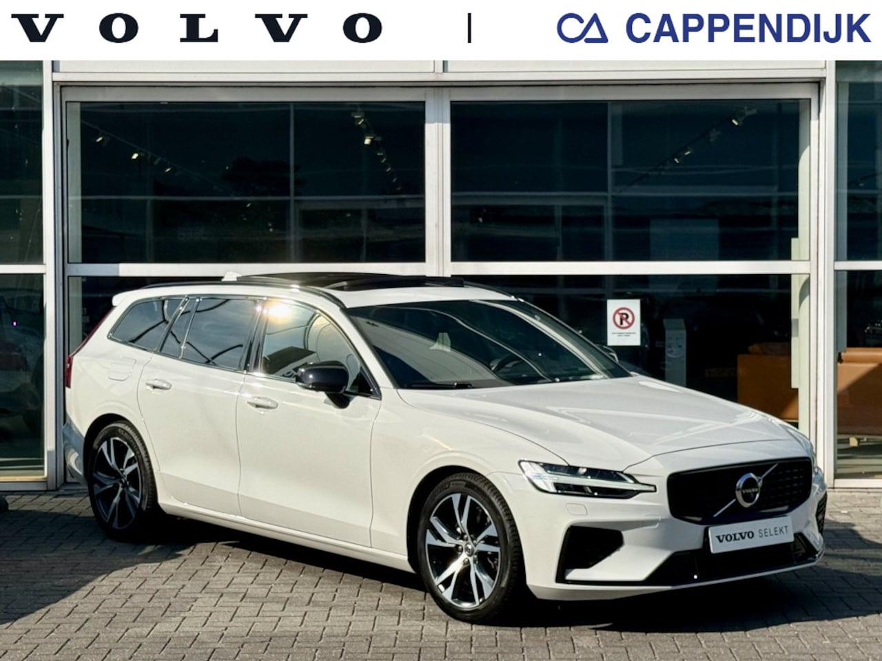 Volvo V60 - T6 340PK Recharge R-Design| Panodak| 360Camera| Adap.Cruise| HUD - AutoWereld.nl