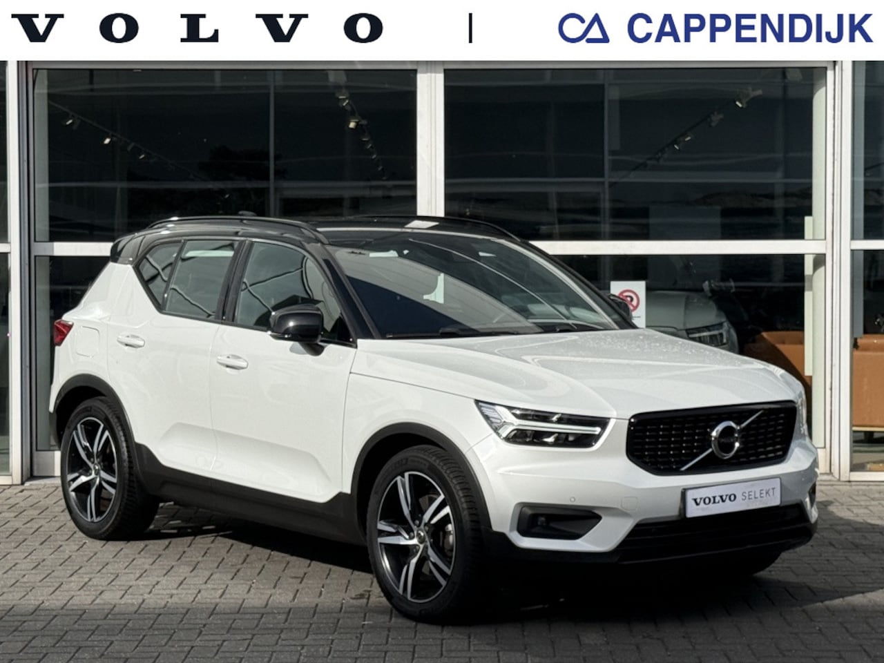 Volvo XC40 - T4 190PK AUT8 R-Design| Camera| Trekhaak| Elek.Stoel| Stoel.verw - AutoWereld.nl