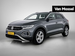 Volkswagen T-Roc - 1.0 TSI Life 75 Edition | 110 PK | Parkeersensoren | Digital Cockpit PRO | Carplay / Andro