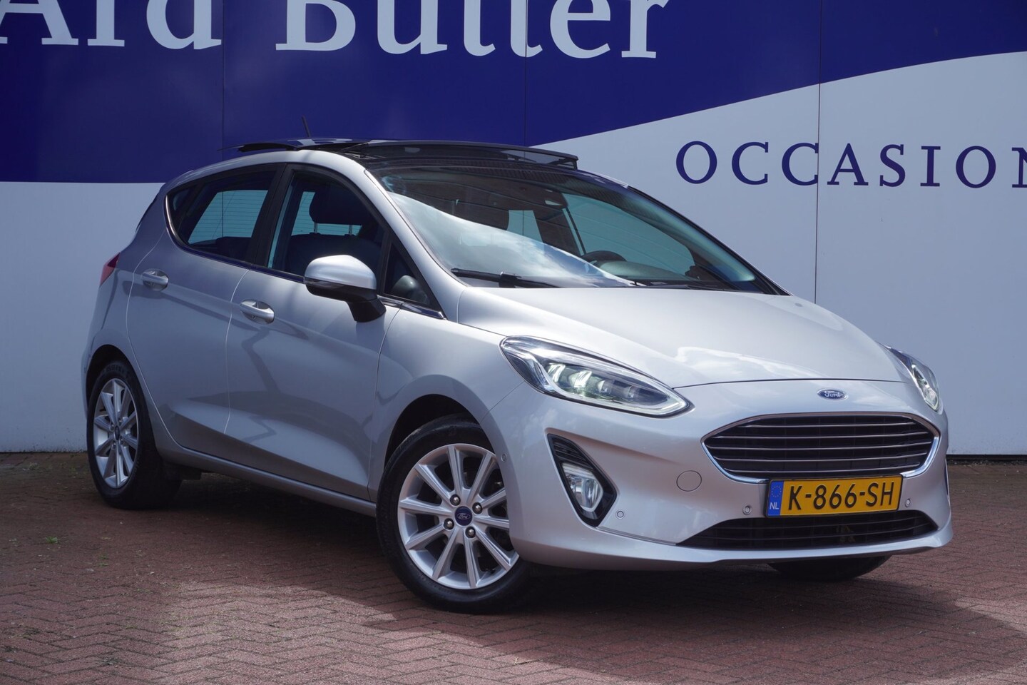 Ford Fiesta - 1.0 EcoBoost Titanium X+Led+B-O-Sound/stoel-verw+Leder+pano-dak+Navigatie+parkeer hulp = S - AutoWereld.nl