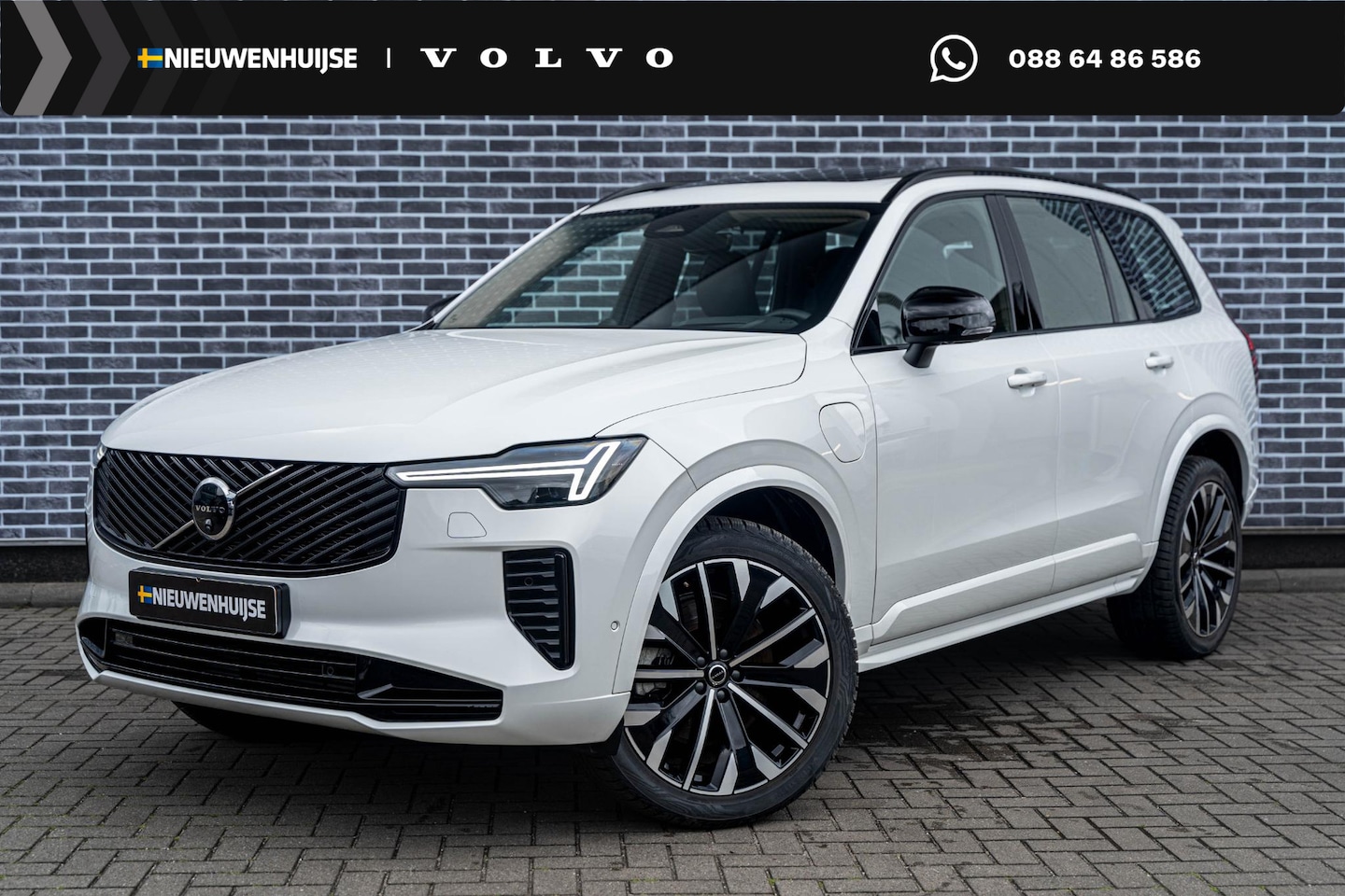 Volvo XC90 - 2.0 T8 Plug-in Hybrid AWD Ultra Dark | Facelift | Trekhaak | Luchtvering | Bowers & Wilkin - AutoWereld.nl