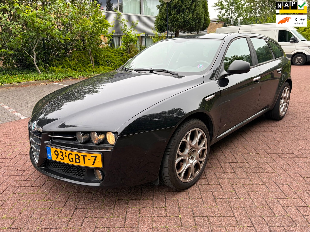 Alfa Romeo 159 Sportwagon - 1.8 mpi Business / Airco / Trekhaak - AutoWereld.nl