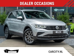 Volkswagen Tiguan - 1.4 TSI eHybrid 245pk PHEV Life / Trekhaak / Acc / IQ / Carplay