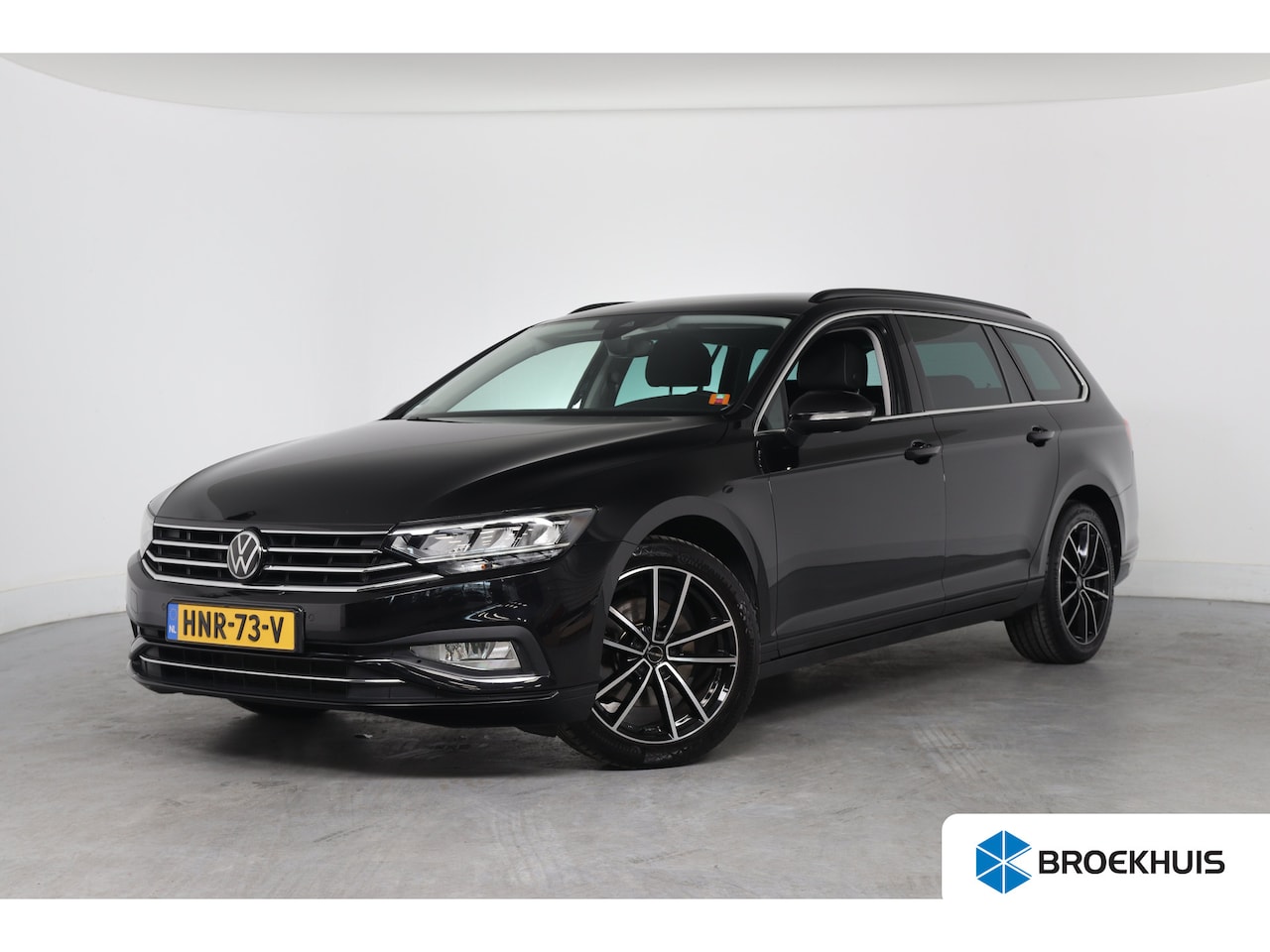 Volkswagen Passat Variant - 1.5 TSI Business | Trekhaak | Stoelverwarming | ErgoComfort | Navi | Clima | Cruise Adapti - AutoWereld.nl