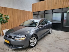Volkswagen Jetta - 1.4 TSI Hybrid Comfortline
