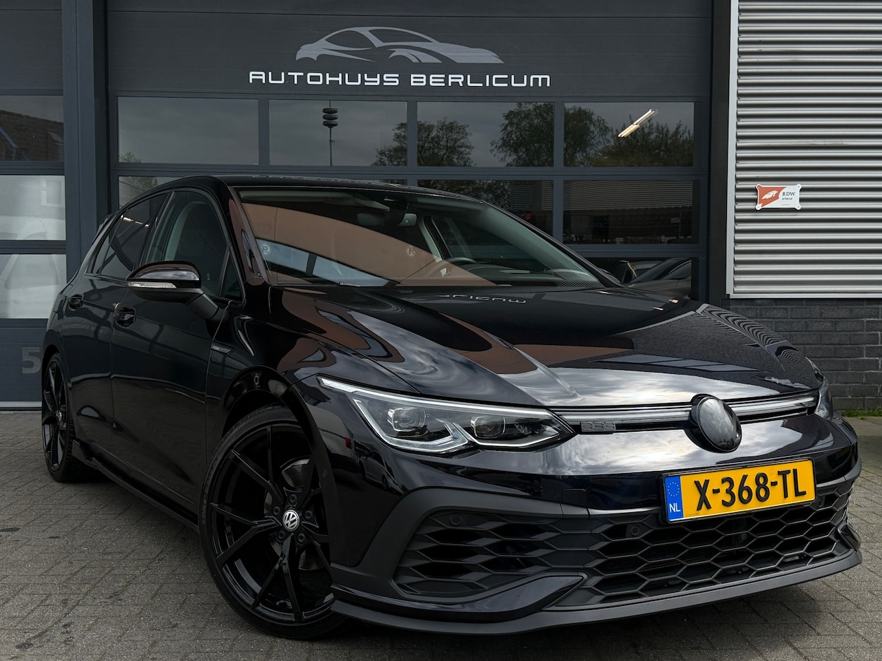 Volkswagen Golf - 1.5 eTSI Style R Line Sfeer Clima Maxton Stoelverwarming - AutoWereld.nl
