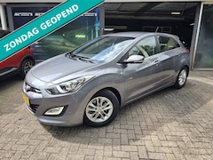 Hyundai i30 - 1.6 GDI Business Edition | 1E EIGENAAR | 12MND GARANTIE | NAVI | CAMERA | CRUISE | AIRCO |