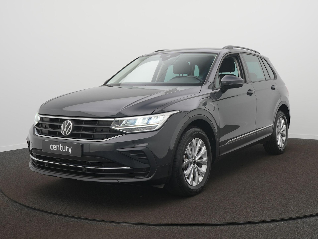 Volkswagen Tiguan - 1.4 TSI eHybrid Life Automaat - PDC - Apple Carplay/Android auto - LED - Climatronic - AutoWereld.nl