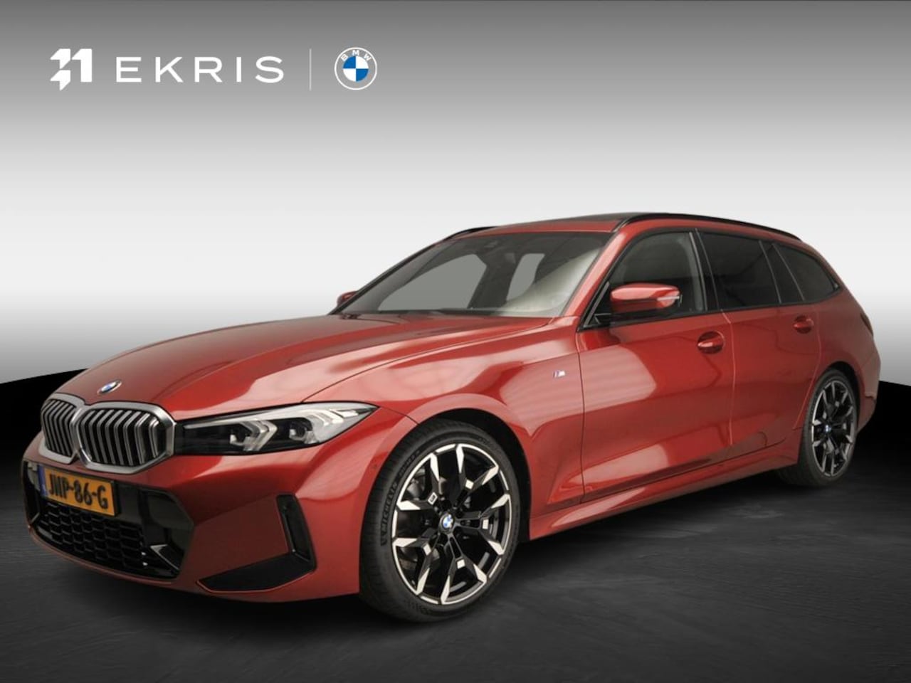 BMW 3-serie Touring - 318i | M-Sportpakket | LED | Navigatie | Panoramadak | Trekhaak | Stoelverwarming | DAB | - AutoWereld.nl