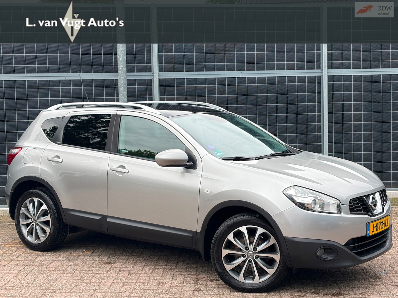 Nissan Qashqai - 1.6 Acenta | Pano | Clima | Navi - AutoWereld.nl