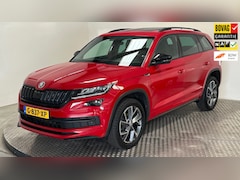 Skoda Kodiaq - 1.5 TSI Sportline Business benzine automaat navigatie panoramadak parkeersensoren stoelver