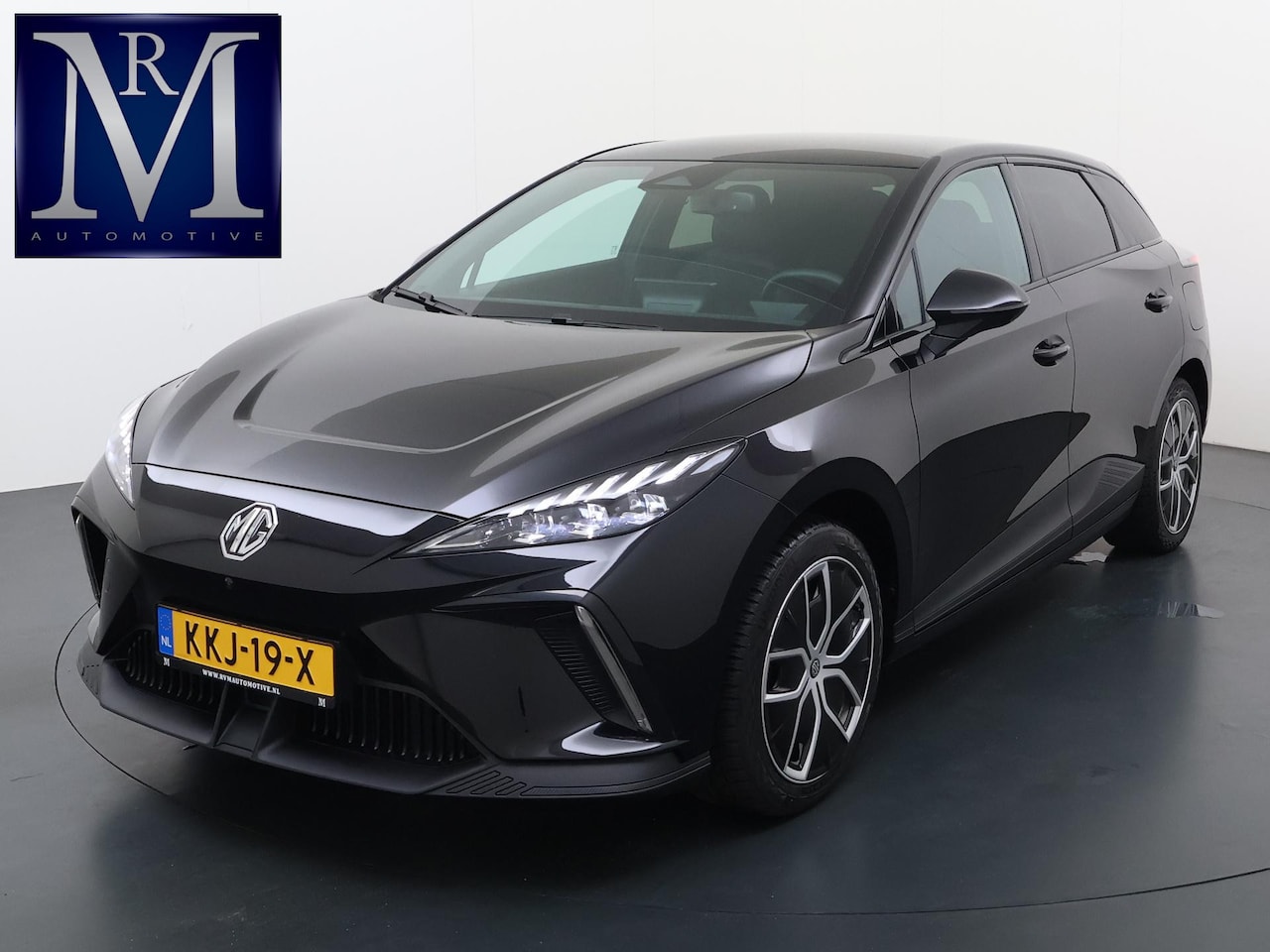 MG MG4 Electric - Luxery VAN: 24.900,- VOOR: 22.440,- UW WKVOORDEEL: 2.460,- | SOH 95%|360 CAMERA| 7 JAAR MG - AutoWereld.nl