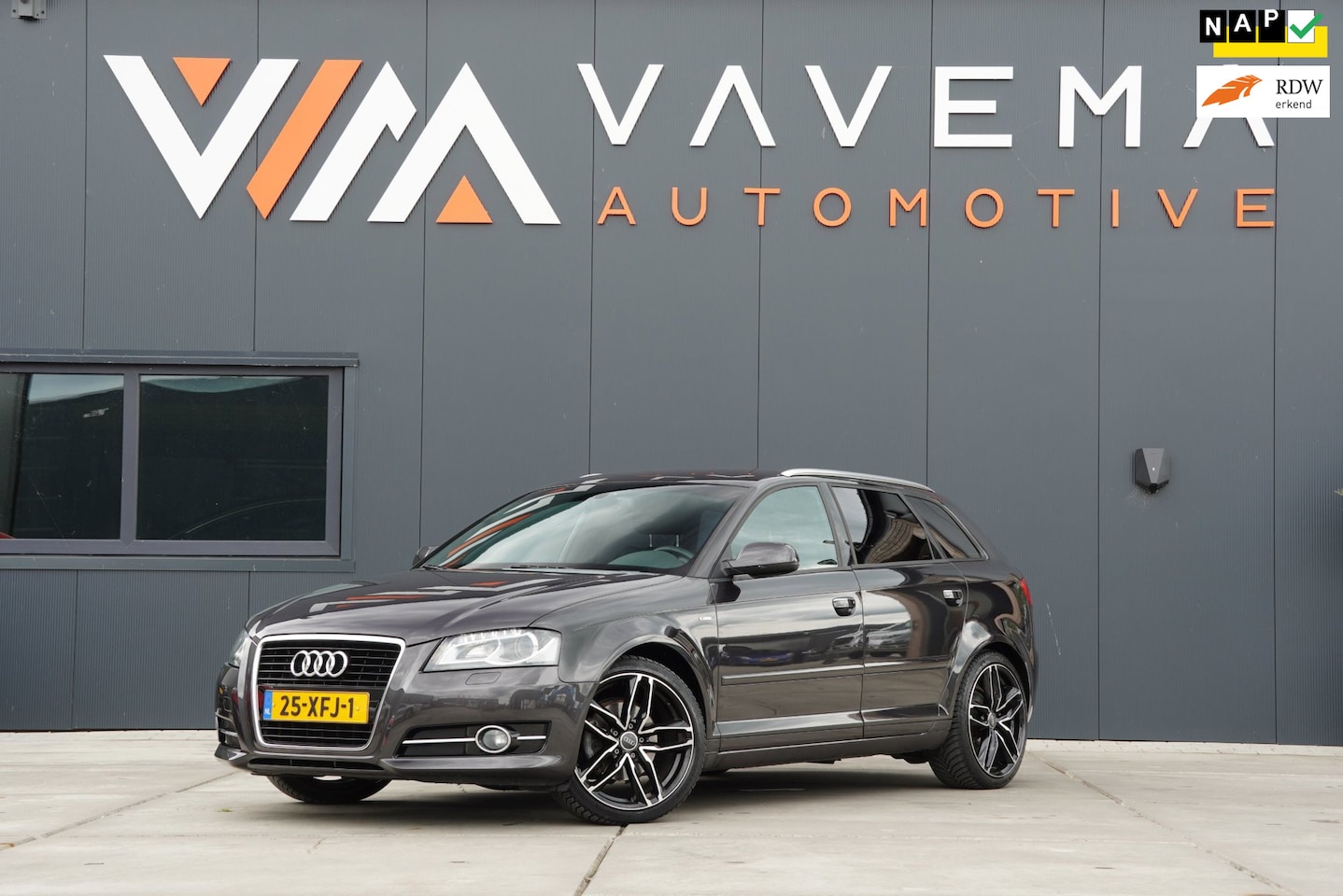 Audi A3 Sportback - 1.4 TFSI Ambition Advance 2012 Automaat S-line Sportstoelen Xenon half leder Bluetooth LM - AutoWereld.nl