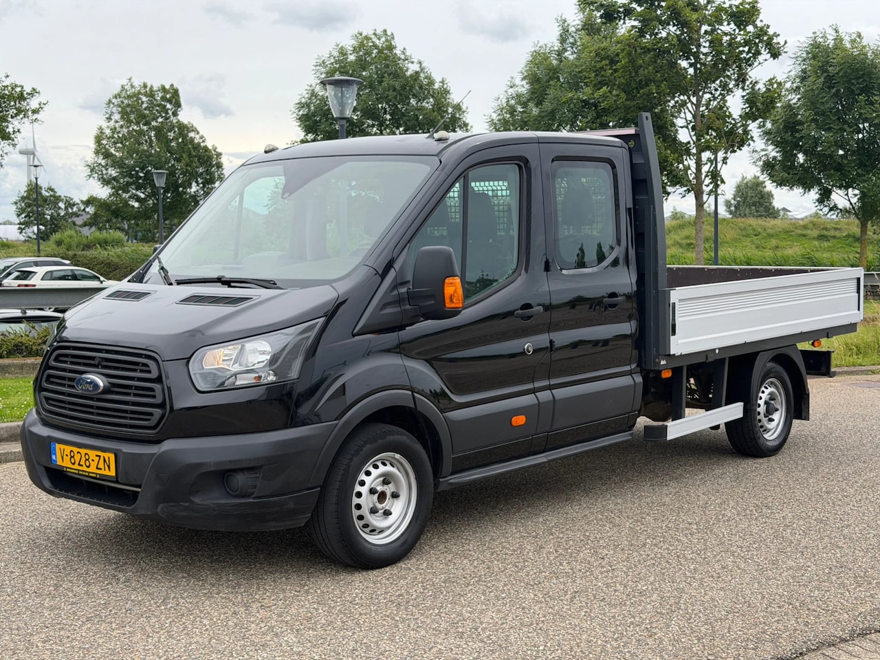 Ford Transit - 2.0TDCI Dubbelcabine Openlaadbak Cruisecontrol Trekhaak 40000KM EURO 6 - AutoWereld.nl
