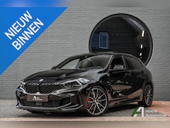 BMW 1-serie - M135i xDrive M-sport stoelen, panoramadak, 19 inch, harman kardon