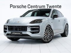 Porsche Cayenne Coupé - E-Hybrid Black Edition
