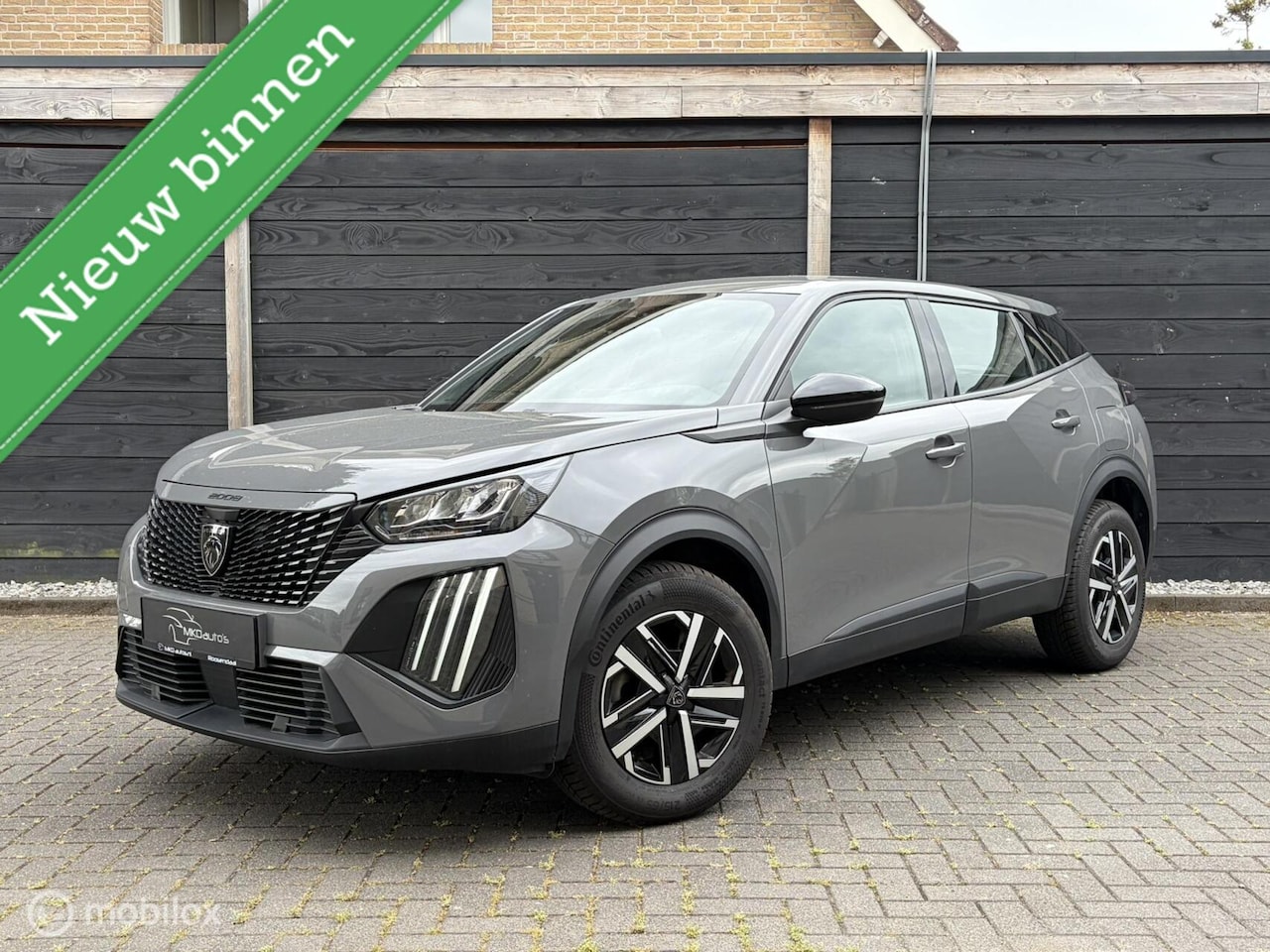 Peugeot 2008 - Allure Full map nav / carplay / camera 360 / 27.907 KM!! - AutoWereld.nl