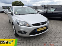 Ford Focus - 1.6 Titanium, Clima, Cruise, Navi