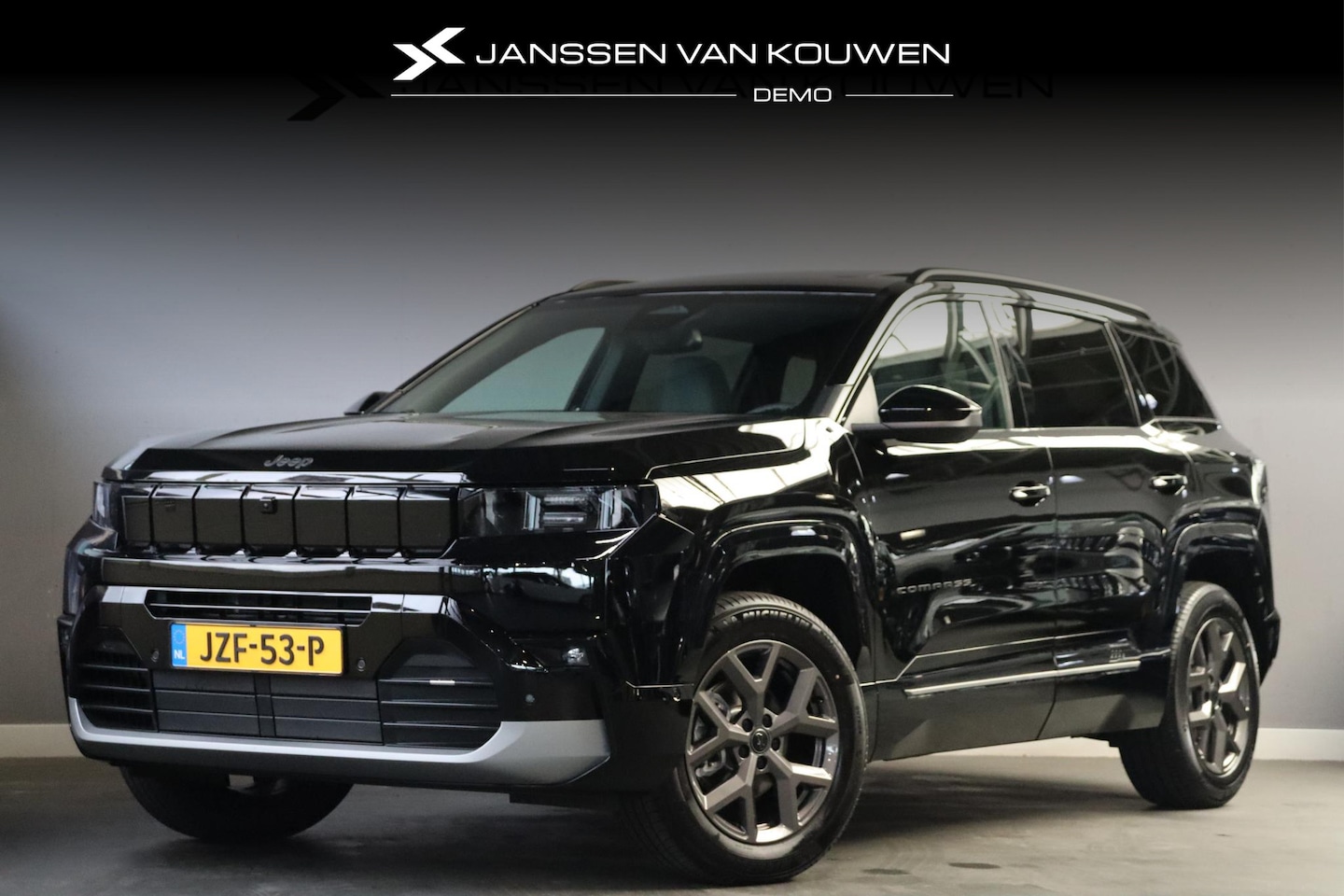 Jeep Compass - 1.2 e-Hybrid First Edition Panoramadak 360 Camera Massage Stoelventilatie - AutoWereld.nl