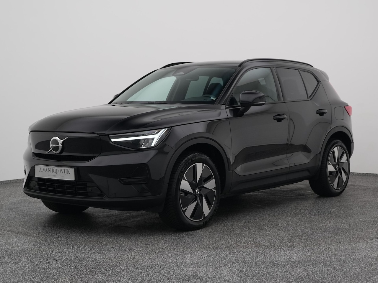 Volvo XC40 - Single Motor Extended Range Ultimate 82 kWh | WARMTEPOMP | CAMERA | ADAPTIVE - AutoWereld.nl
