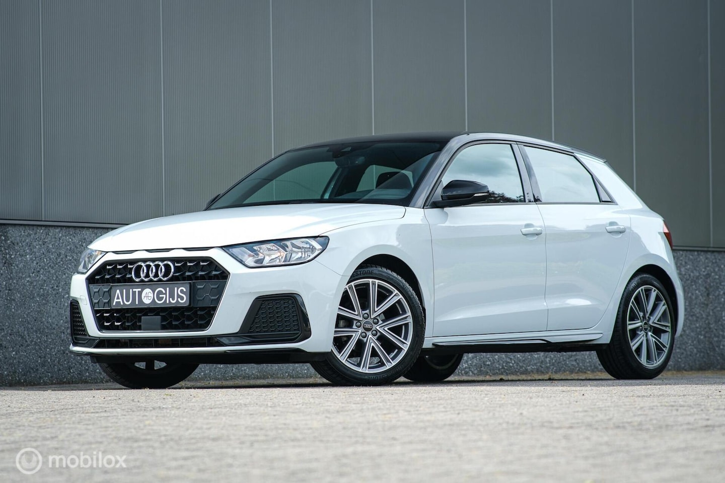 Audi A1 Sportback - 25 TFSI Automaat | Virtual Cockpit | Two-tone | NAP NL auto | Dealer onderhouden | DAB | R - AutoWereld.nl
