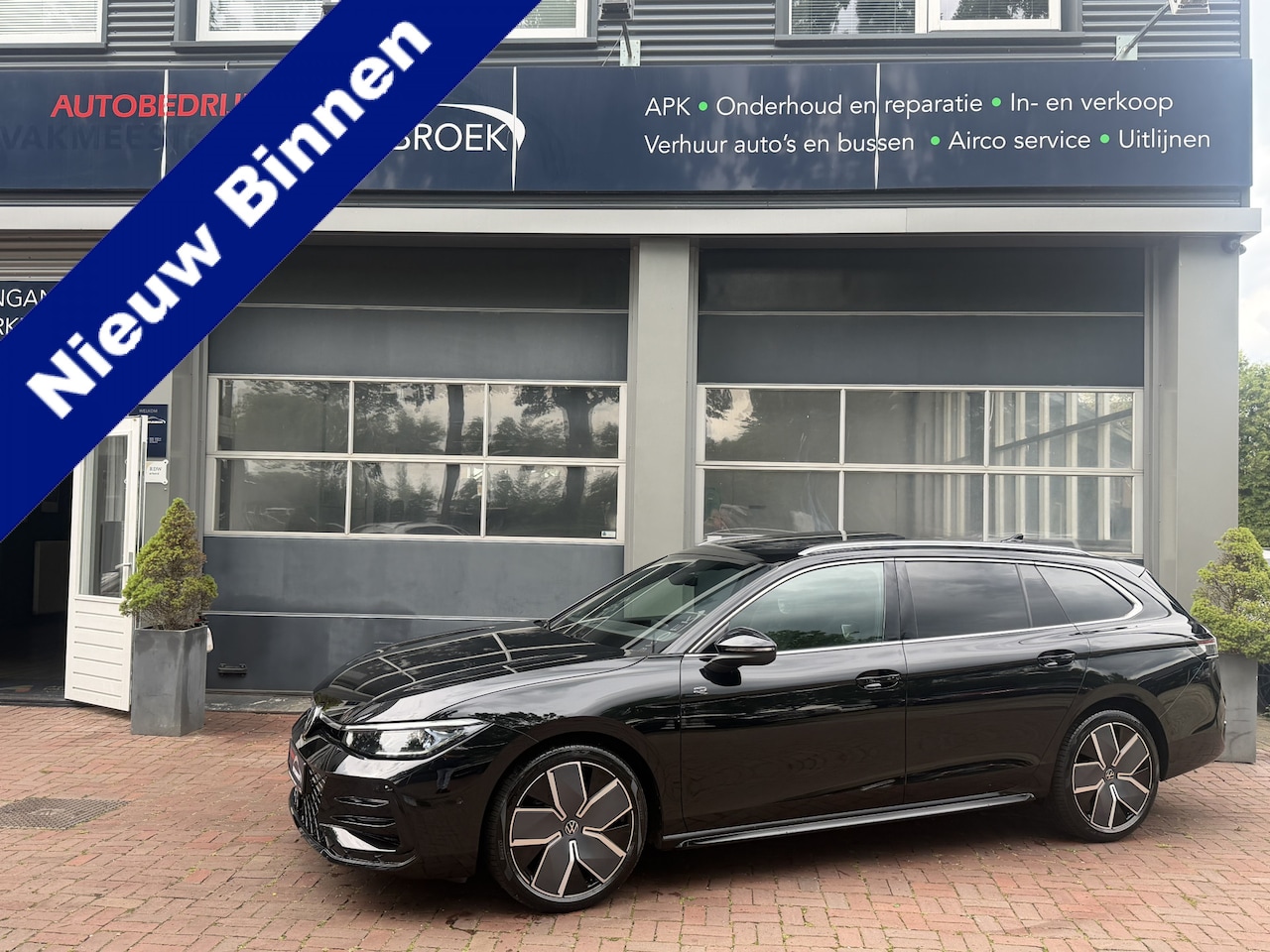 Volkswagen Passat Variant - 1.5 eHybrid R-Line Edition | SoH 100% | 150pk | Pano | IQ.Light | ACC | Ergo active + mass - AutoWereld.nl