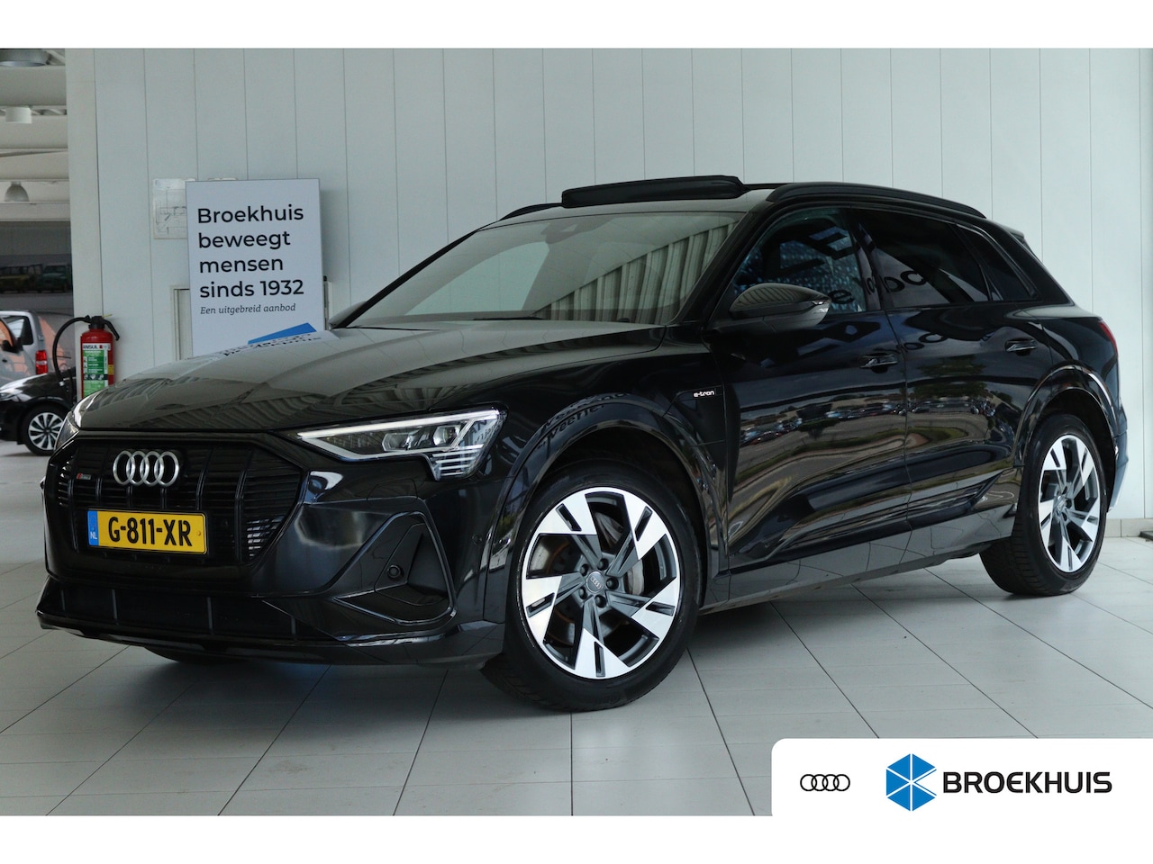 Audi e-tron - 50 quattro Launch edition Black 71 kWh | S-Line | Schuifdak | Stoelverwarming | Luchtverin - AutoWereld.nl