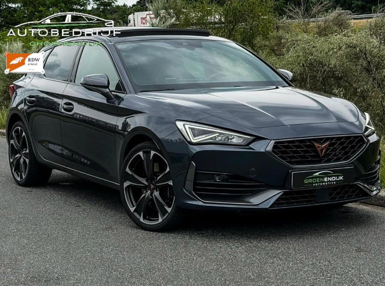 CUPRA Leon - 1.4 e-Hybrid VZ Performance 245PK / PANO / CARPLAY / SFEERVERL / LED / VIRTUAL / NAVI / PD - AutoWereld.nl