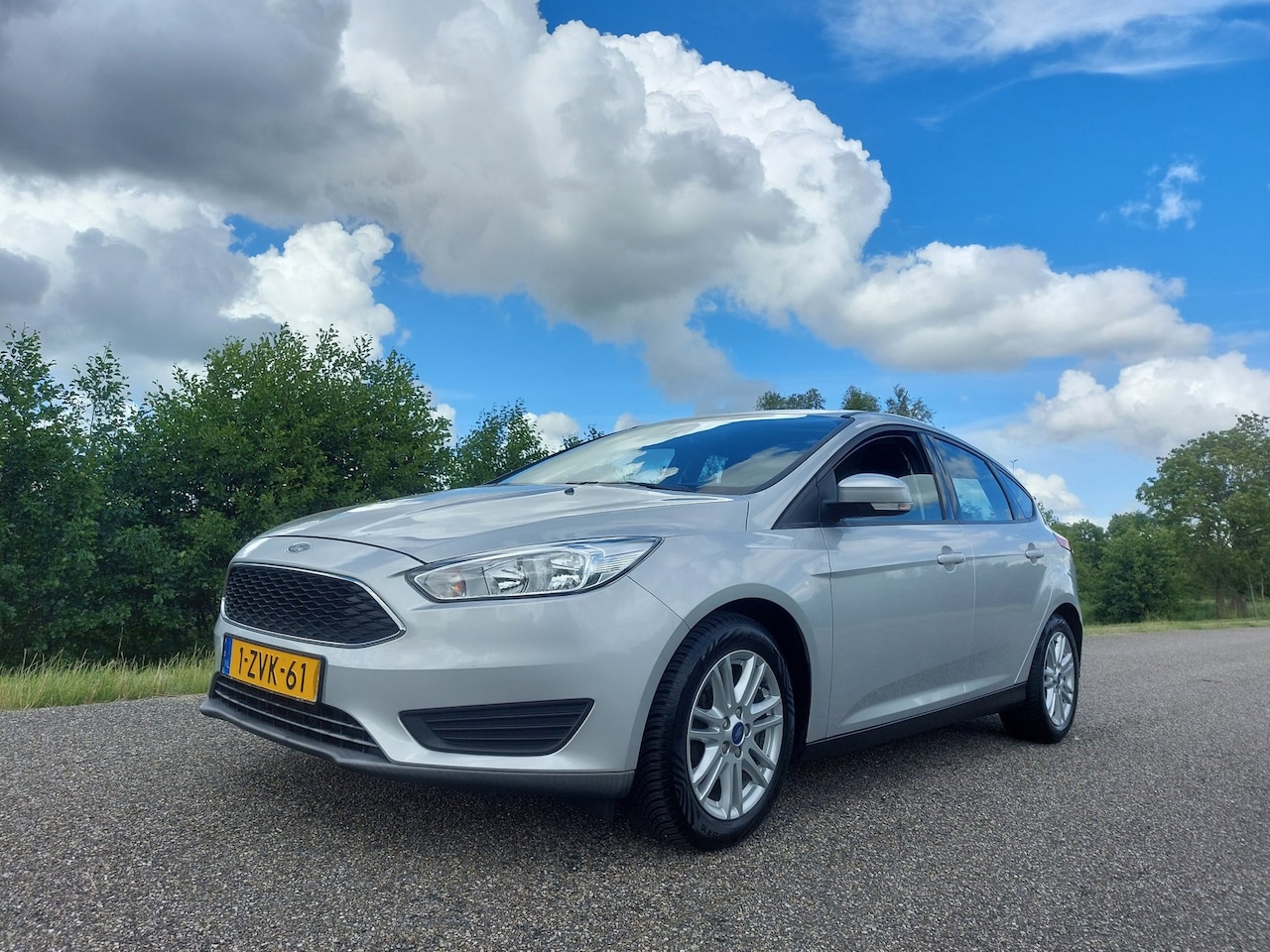 Ford Focus - 1.0 Trend Edition. AIRCO, CRUISE, NAV, SYNC!! - AutoWereld.nl