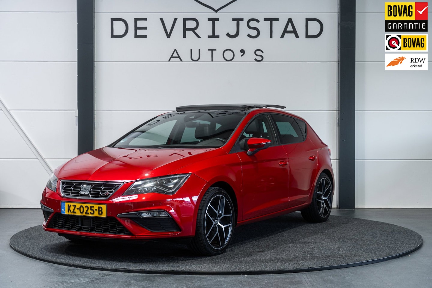 SEAT Leon - 1.4 EcoTSI FR PANO NAP DEALER ONDH! - AutoWereld.nl