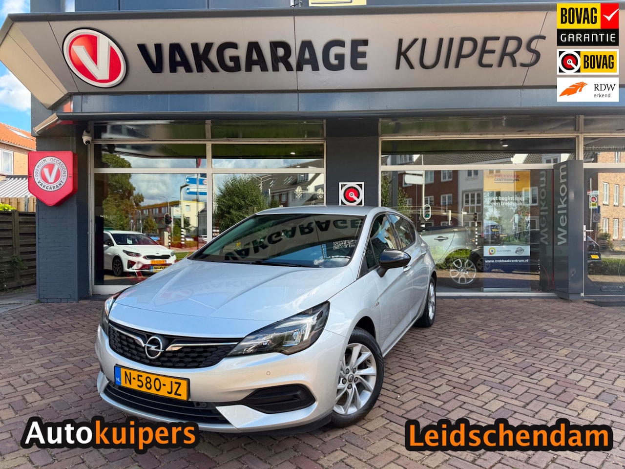 Opel Astra - 1.2 Blitz Elegance 1.2 Blitz Elegance - AutoWereld.nl
