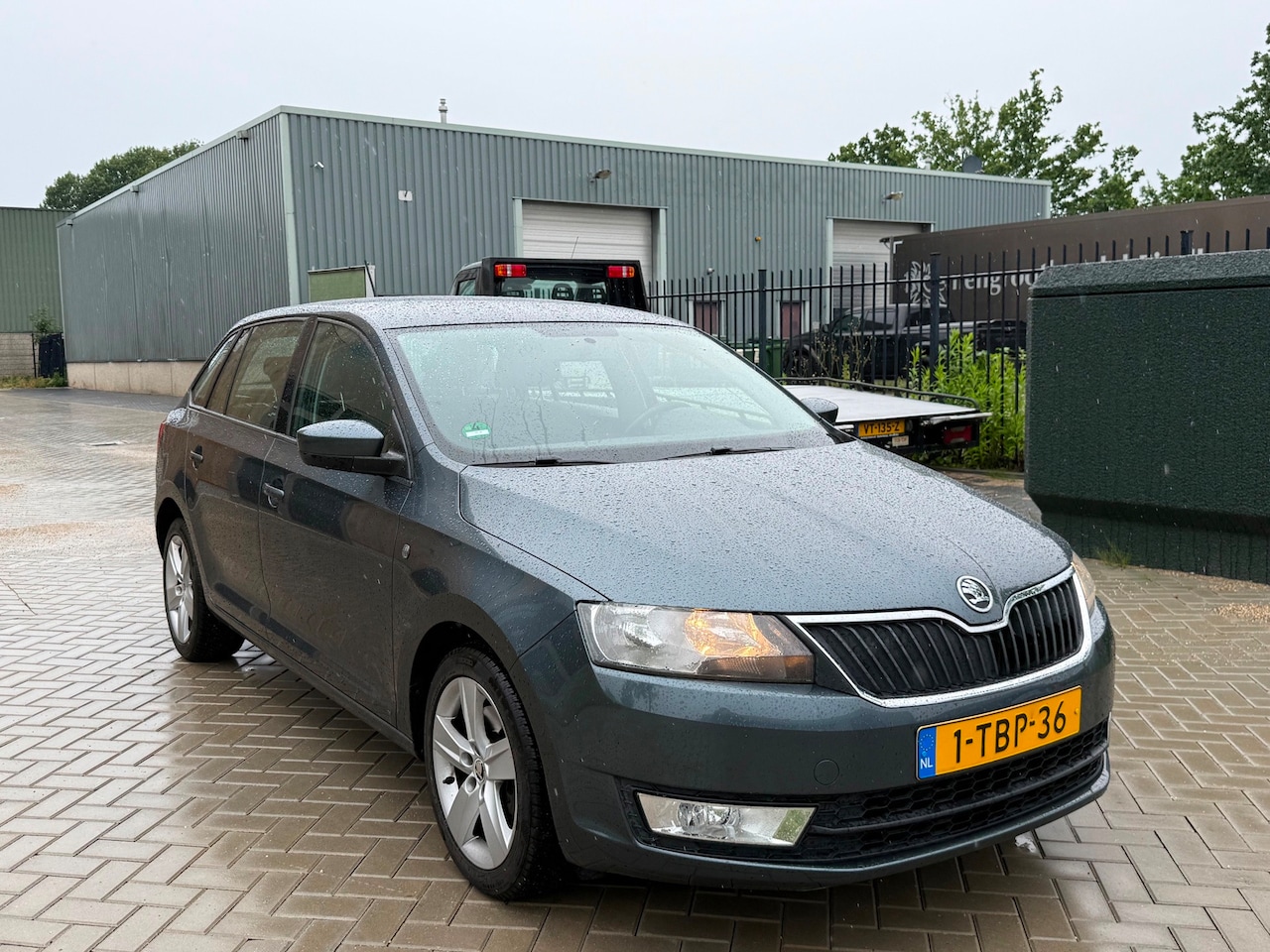 Skoda Rapid Spaceback - 1.4 TSI Ambition DSG (bj 2014) Clima/Parksensor/Lmv/Weinig KM! - AutoWereld.nl