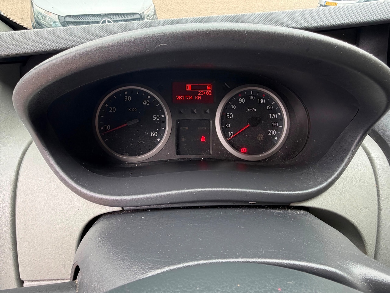 Renault Trafic - 2.0 dCi T27 L1H1 Eco Black Edition apk nieuw airco - AutoWereld.nl