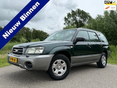 Subaru Forester - 2.0 AWD | Clima | Trekhaak | Stoelverwarming | Nieuwe Distributie | 15" Velgen + 4S Banden