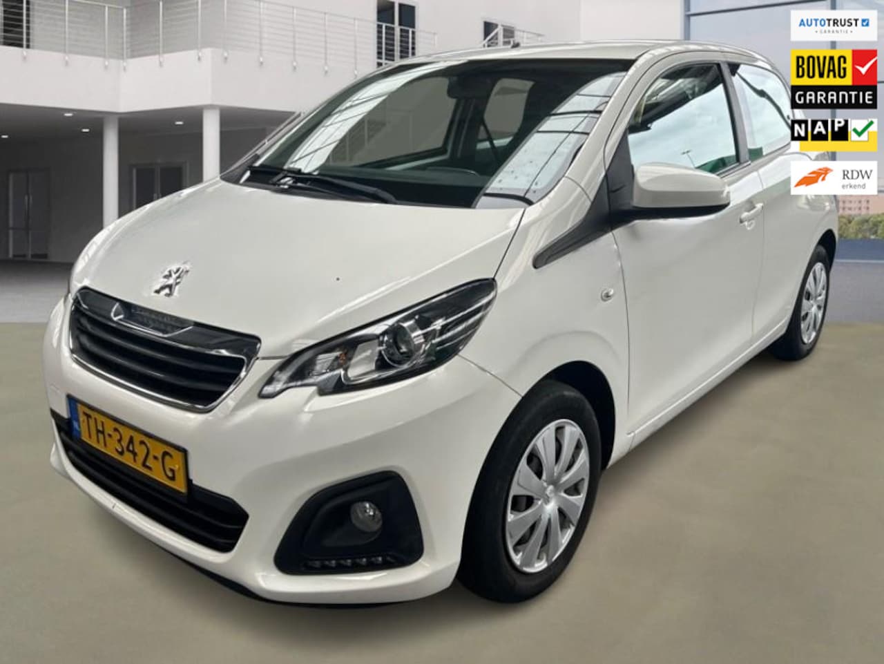 Peugeot 108 - 1.0 e-VTi Active 1e Eig. 46.300 km +NAP NL-auto - AutoWereld.nl