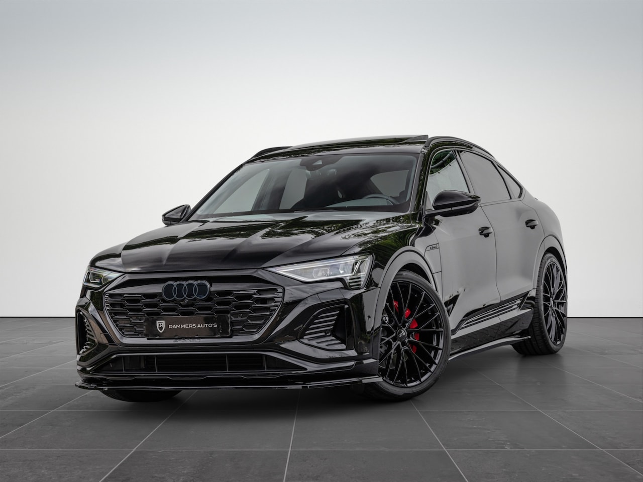 Audi Q8 Sportback e-tron - 55 Quattro 115 kwh S-stoelen Pano Carbon B&O - AutoWereld.nl