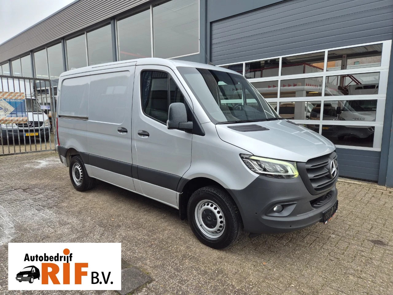 Mercedes-Benz Sprinter - 317 CDI L1H1 Aut/ Standkachel/ Sortimo inrichting - AutoWereld.nl